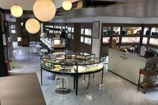 天津河西区佳哥鉴酒商行